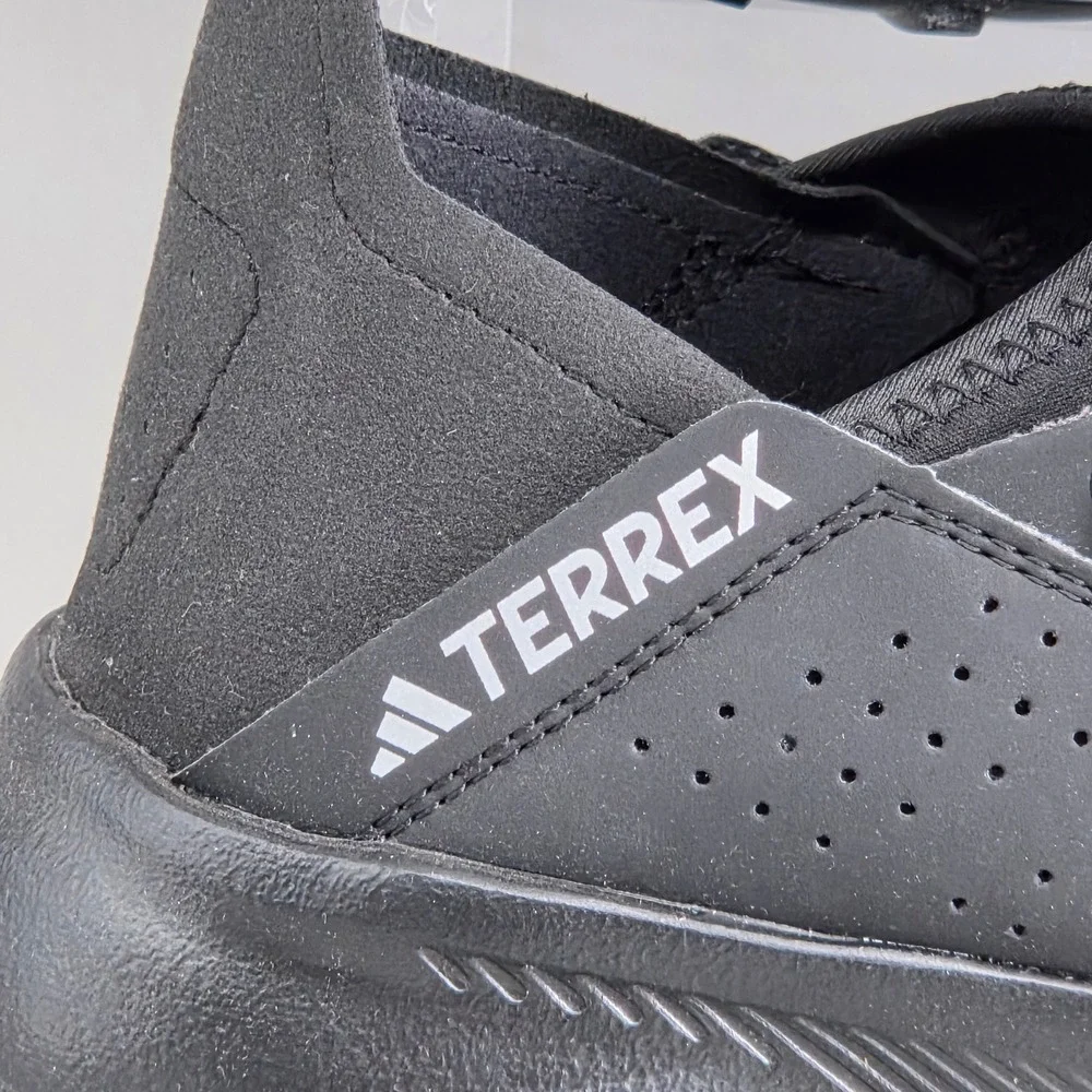 Adidas Terrex Voyager 21 Slipon H Mens 9.5 Black Hiking Sneakers Gorpcore HP8623